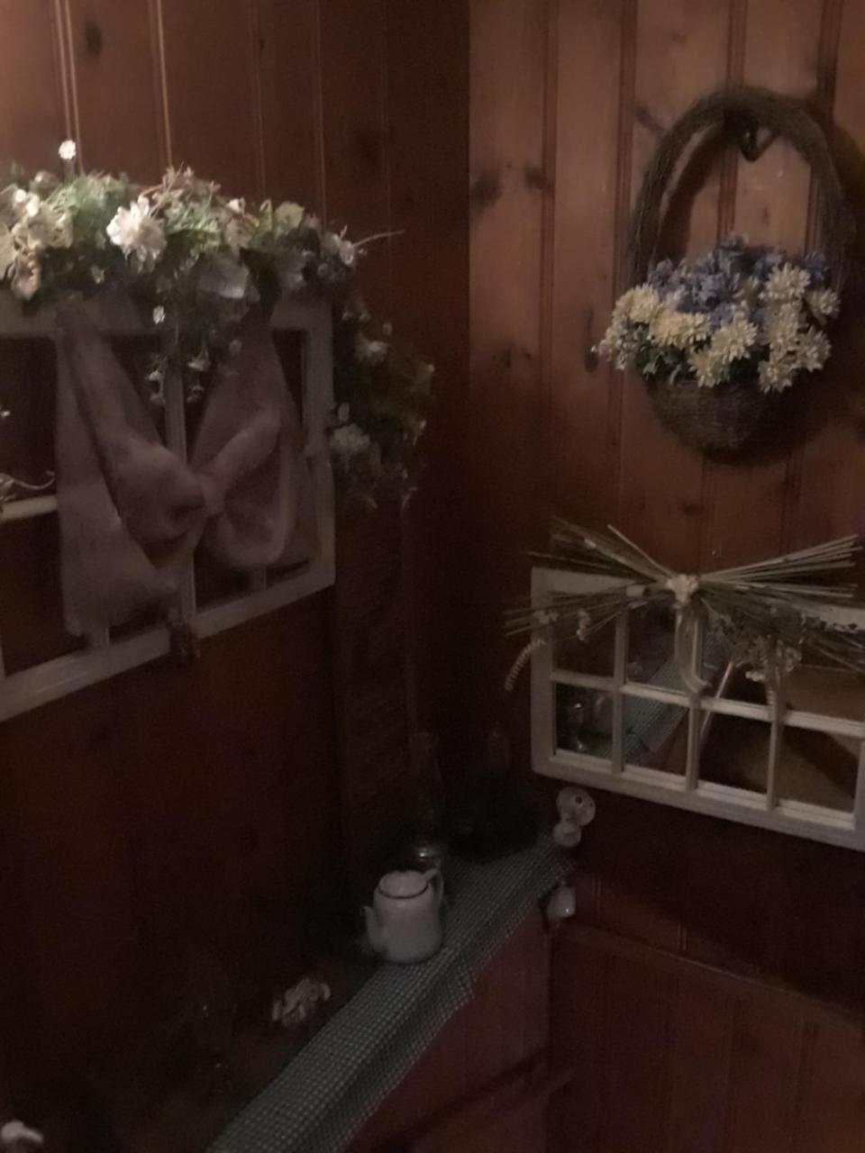 Auberge Bonne Nuit-Bonjour Sainte-Adèle Екстериор снимка
